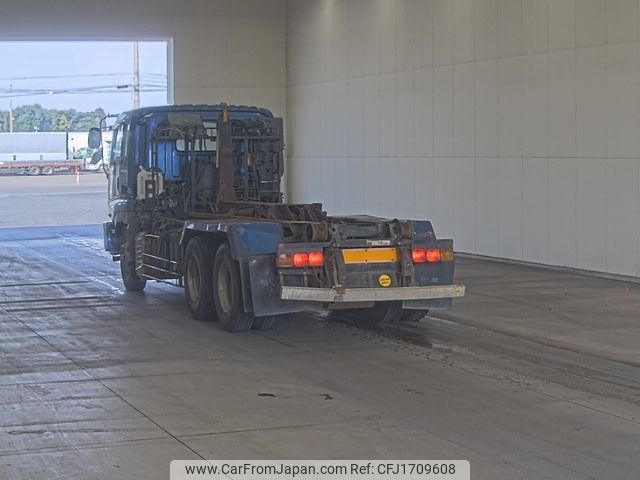 isuzu giga 2003 CFJ1709608 image 2
