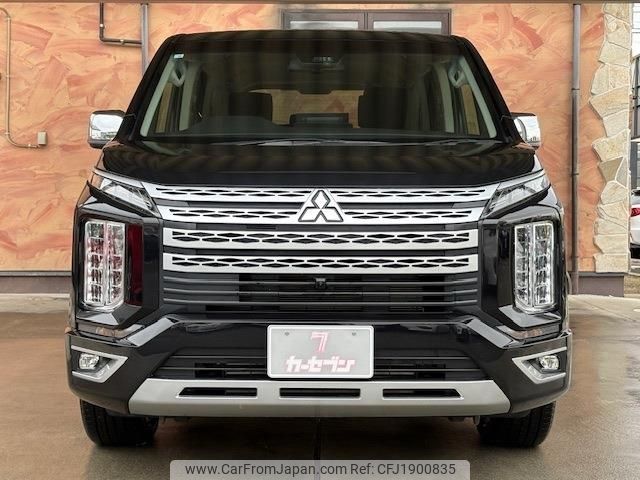 mitsubishi delica-d5 2023 CFJ1900835 image 2