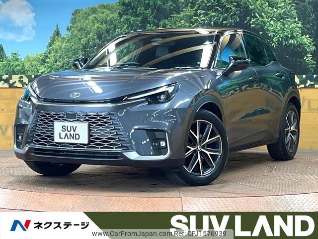 lexus lexus-lbx 2024 CFJ1576939 image 1