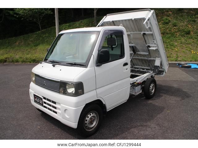 mitsubishi minicab-truck 2000 7b6ab10fb4c9a5e36ca90481f817f513 image 1