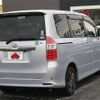 toyota noah 2008 504928-928549 image 2