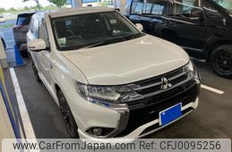 mitsubishi outlander-phev 2015 -MITSUBISHI--Outlander PHEV DLA-GG2W--GG2W-0303410---MITSUBISHI--Outlander PHEV DLA-GG2W--GG2W-0303410-