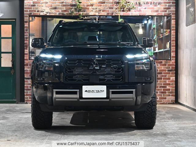 mitsubishi triton 2025 CFJ1575437 image 2