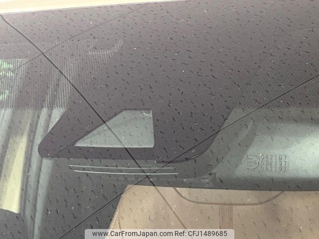 toyota yaris-cross 2022 -TOYOTA--Yaris Cross 6AA-MXPJ15--MXPJ15-3021666---TOYOTA--Yaris Cross 6AA-MXPJ15--MXPJ15-3021666- image 2