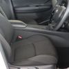 toyota c-hr 2019 quick_quick_DAA-ZYX10_ZYX10-2173697 image 15