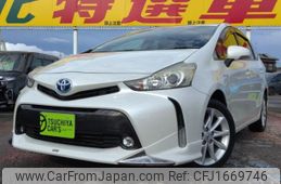 toyota prius-α 2015 CFJ1669746