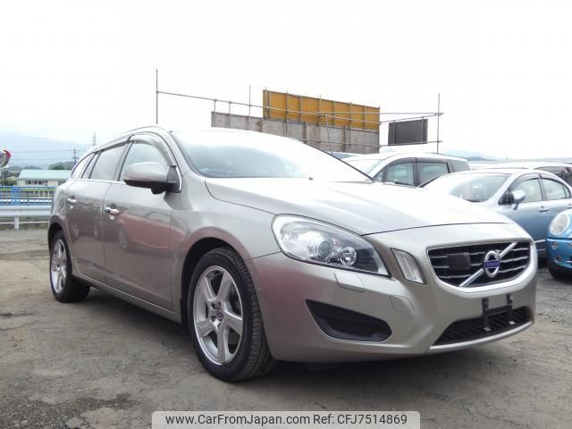 volvo v60 2011 quick_quick_DBA-FB4164T_YV1FW485BC1047460 image 1