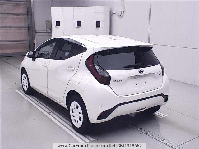 toyota aqua 2024 -TOYOTA--AQUA MXPK16-2030394---TOYOTA--AQUA MXPK16-2030394- image 2