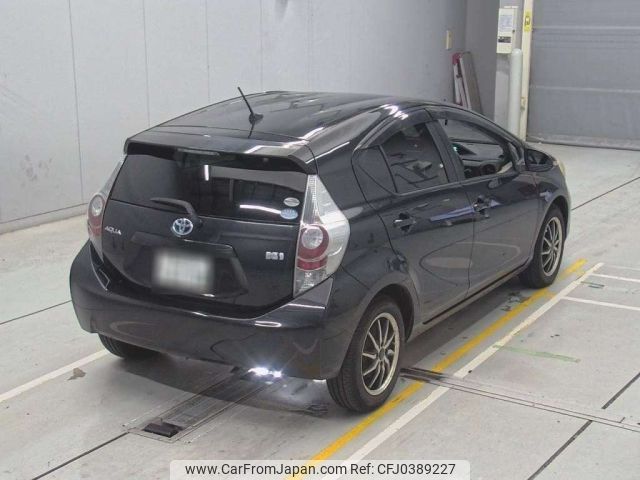 toyota aqua 2012 -TOYOTA 【福井 501さ6394】--AQUA NHP10-6001368---TOYOTA 【福井 501さ6394】--AQUA NHP10-6001368- image 2