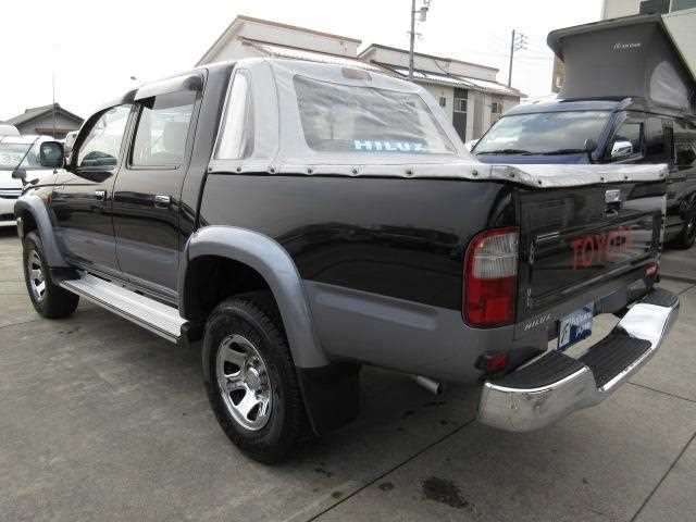 toyota hilux-sports-pickup 2001 CFJ0161738 image 2