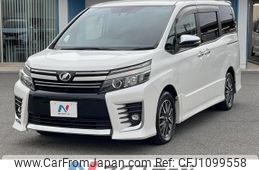 toyota voxy 2017 quick_quick_ZRR80W_ZRR80-0334762