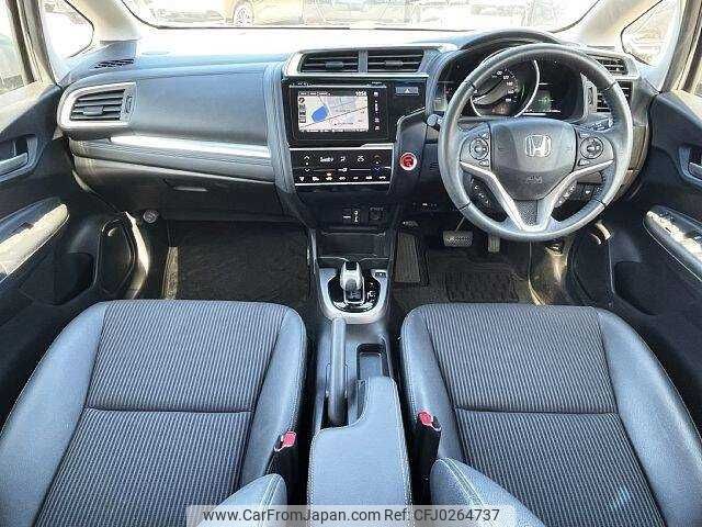 honda fit-hybrid 2017 504928-924723 image 1