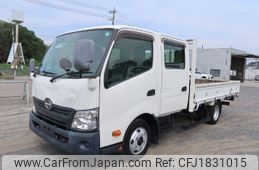 hino dutro 2011 CFJ1831015