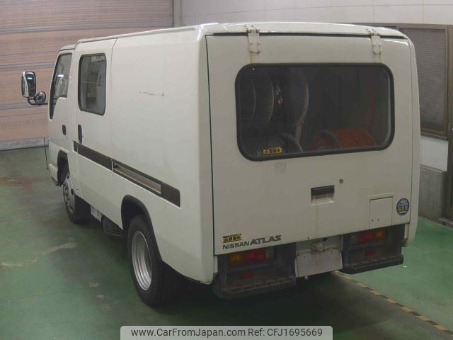 nissan atlas 2004 CFJ1695669 image 2