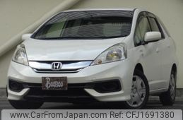 honda fit-shuttle-hybrid 2014 CFJ1691380