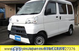 daihatsu hijet-cargo 2018 GOO_JP_700090330430221221002