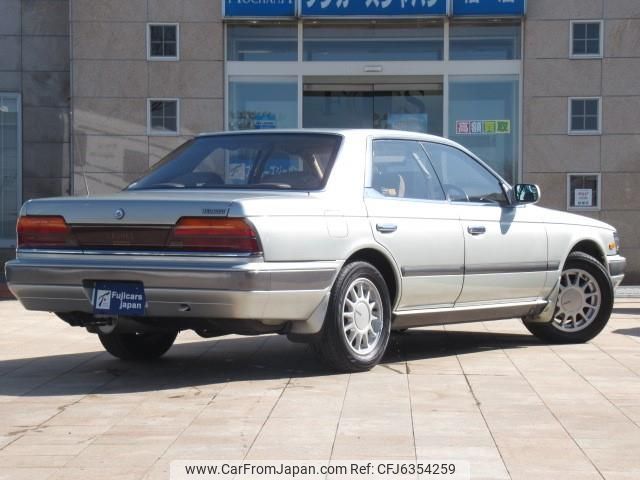 nissan laurel 1990 FUJI_CAR_43000056 image 1