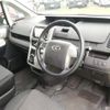 toyota voxy 2010 CFJ1738092 image 7