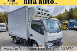 toyota dyna-truck 2017 GOO_NET_EXCHANGE_0708016A30250311W001
