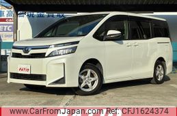 toyota voxy 2017 CFJ1624374