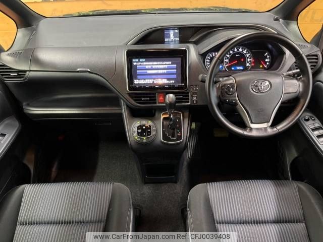 toyota voxy 2016 -TOYOTA--Voxy DBA-ZRR80W--ZRR80-0203019---TOYOTA--Voxy DBA-ZRR80W--ZRR80-0203019- image 2