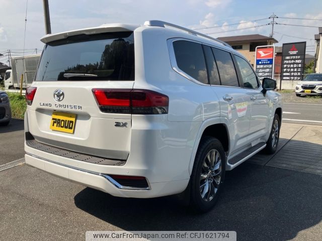 toyota land-cruiser-wagon 2024 CFJ1621794 image 2