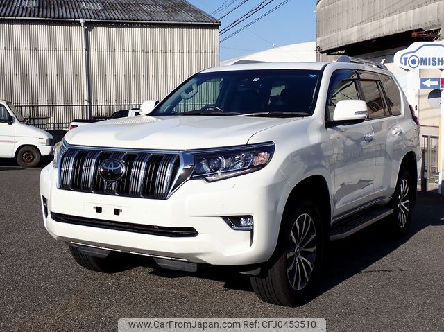 toyota land-cruiser-prado 2017 24230703 image 1