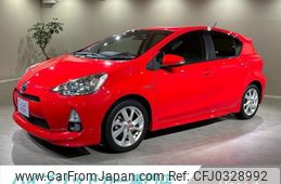 toyota aqua 2013 quick_quick_DAA-NHP10_NHP10-2197046