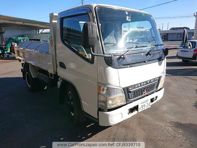 mitsubishi-fuso canter 2002 GOO_NET_EXCHANGE_0900804A30231226W001 image 2