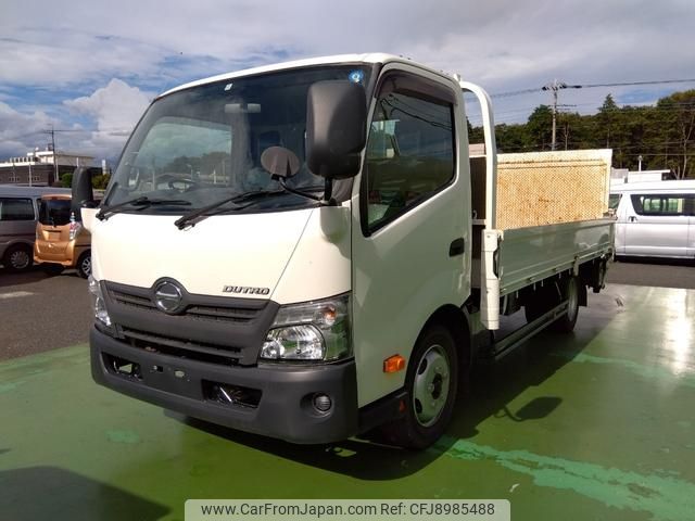 hino dutro 2017 GOO_NET_EXCHANGE_0560787A30230911W001 image 1