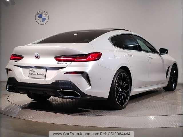 bmw 8-series 2023 quick_quick_3DA-GW30_WBAGW42000CL79000 image 2