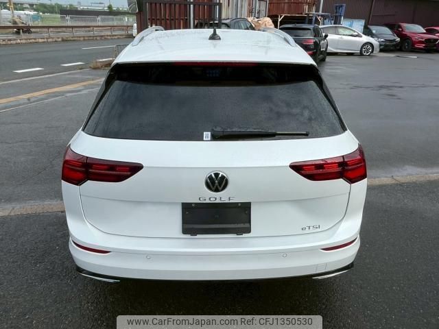 volkswagen golf-variant 2024 quick_quick_3AA-CDDFYV_WVWZZZCD5PW550043 image 2