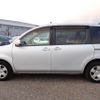 toyota sienta 2010 N2025020026A-24 image 6