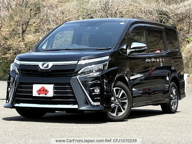 toyota voxy 2019 -TOYOTA--Voxy DBA-ZRR85W--ZRR85-0114722---TOYOTA--Voxy DBA-ZRR85W--ZRR85-0114722- image 1
