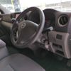 nissan caravan-coach 2016 CFJ1634073 image 17