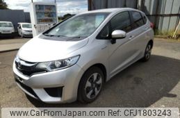 honda fit-hybrid 2016 CFJ1803243