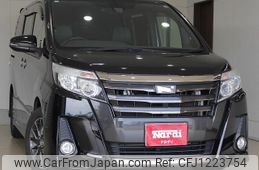 toyota noah 2016 GOO_JP_700130095430250531002