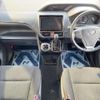 toyota noah 2018 CFJ1751857 image 2