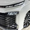 toyota voxy 2022 CFJ1598720 image 14
