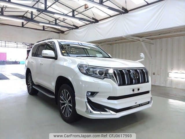 toyota land-cruiser-prado 2020 ENHANCEAUTO_1_ea292820 image 1