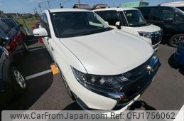mitsubishi outlander-phev 2020 CFJ1756062