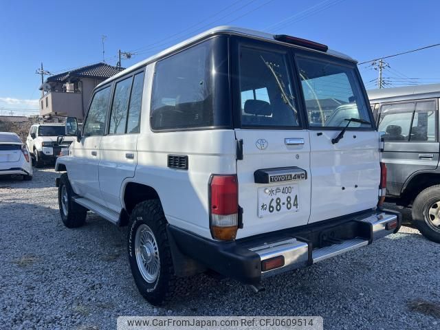 toyota landcruiser-70 2000 quick_quick_KG-HZJ76V_HZJ76-002241 image 2