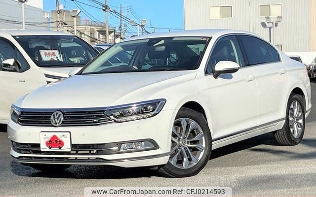 volkswagen passat 2016 GOO_JP_700050301430240914003 image 1