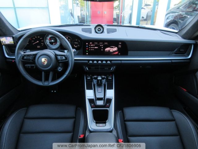 porsche 911 2024 CFJ1806906 image 2