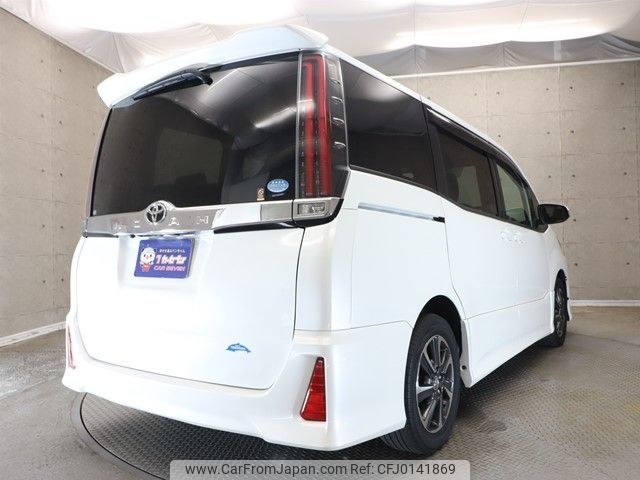 toyota noah 2018 -TOYOTA--Noah DBA-ZRR80W--ZRR80-0462120---TOYOTA--Noah DBA-ZRR80W--ZRR80-0462120- image 2