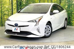 toyota prius 2017 CFJ1806244