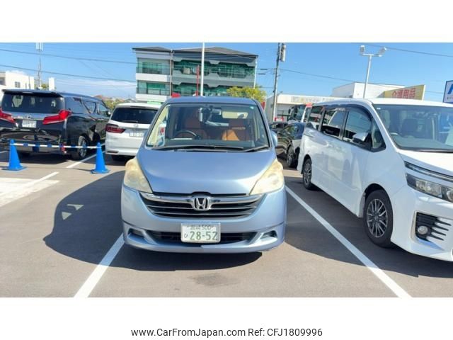honda stepwagon 2005 CFJ1809996 image 1