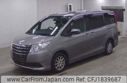 toyota noah 2015 CFJ1839687