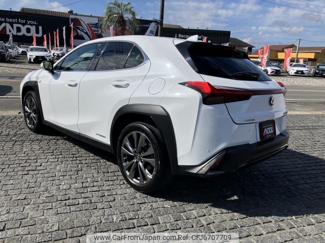 lexus ux 2020 CFJ6707709 image 2