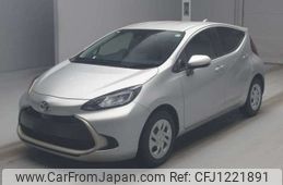 toyota aqua 2022 -TOYOTA--AQUA 6AA-MXPK11--MXPK11-2062219---TOYOTA--AQUA 6AA-MXPK11--MXPK11-2062219-